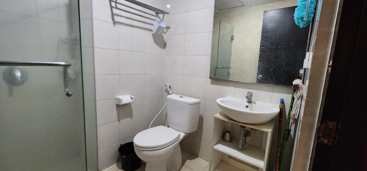 Apartemen Solo Paragon By Cariapartemen-Id Bonorejo Buitenkant foto
