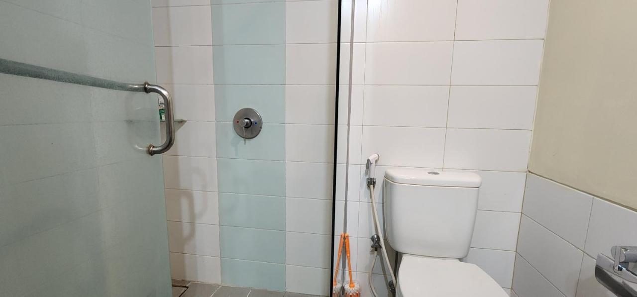 Apartemen Solo Paragon By Cariapartemen-Id Bonorejo Buitenkant foto